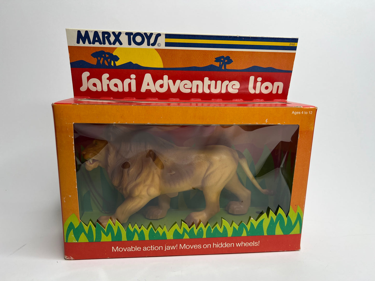 Safari Adventure Lion #2152