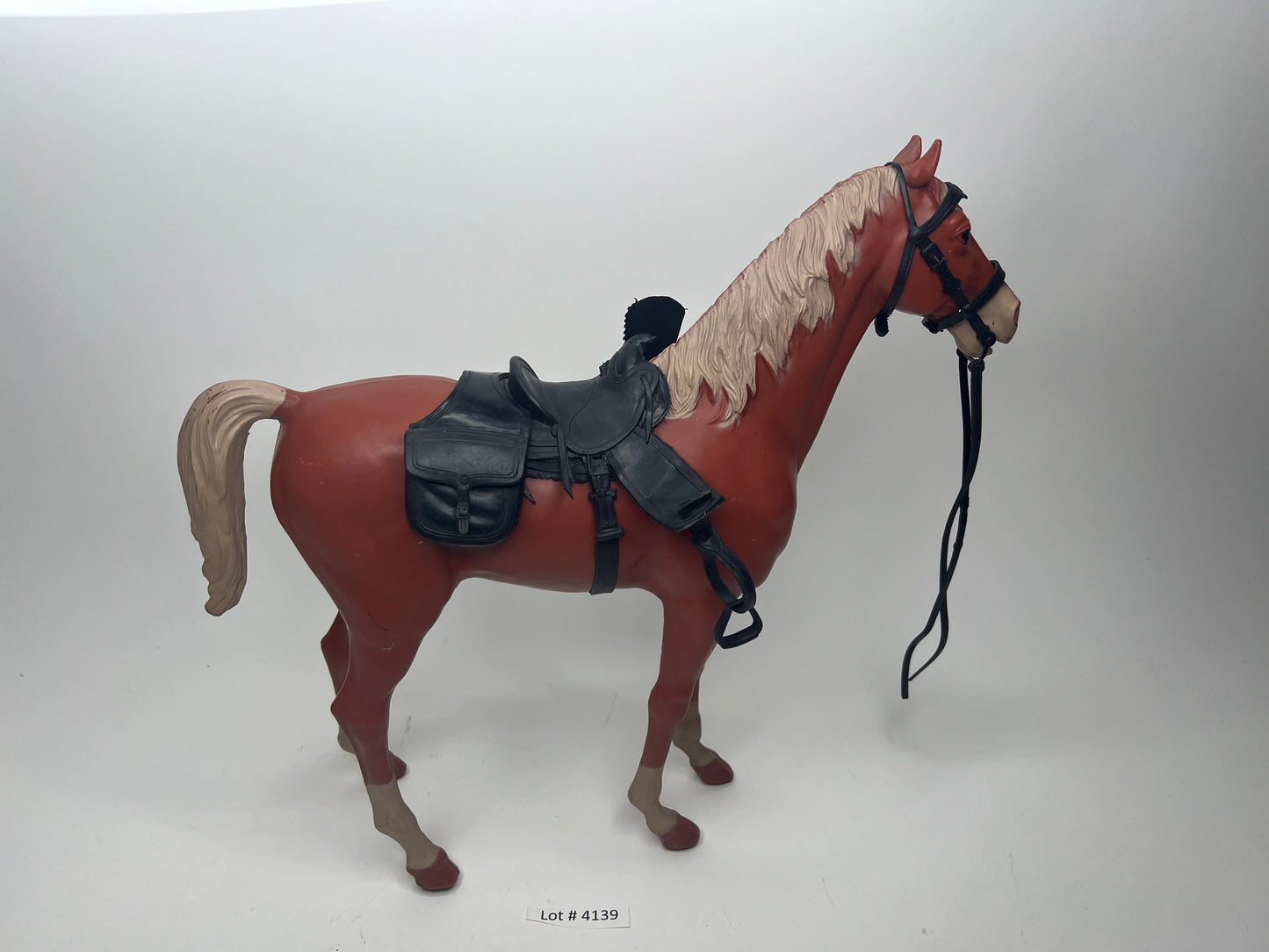 Thunderbolt Sorrel color