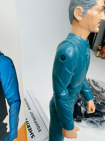 Sheriff  Garrett with MOD style box ! Nice !